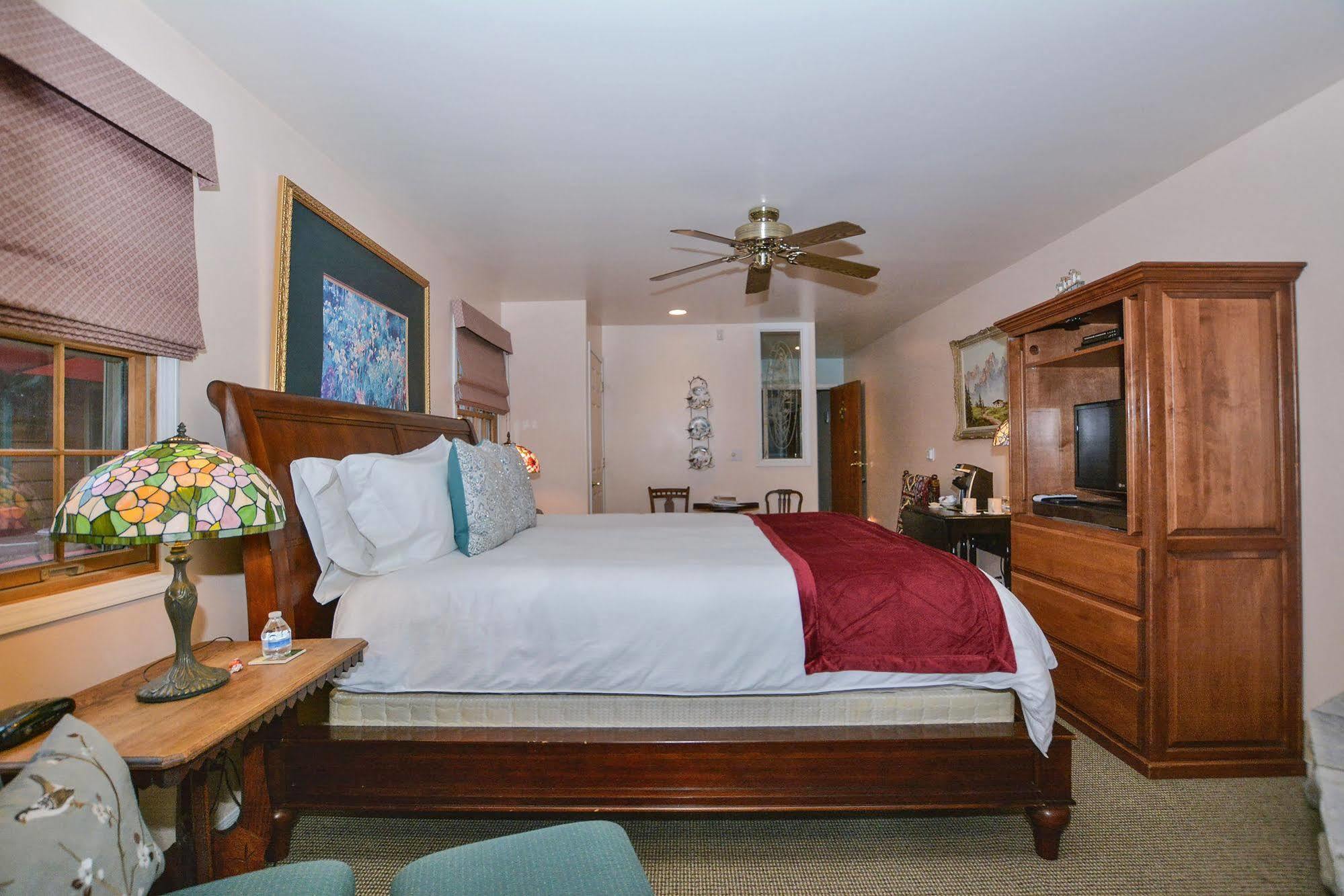 Alpenhorn Bed And Breakfast Big Bear Lake Buitenkant foto