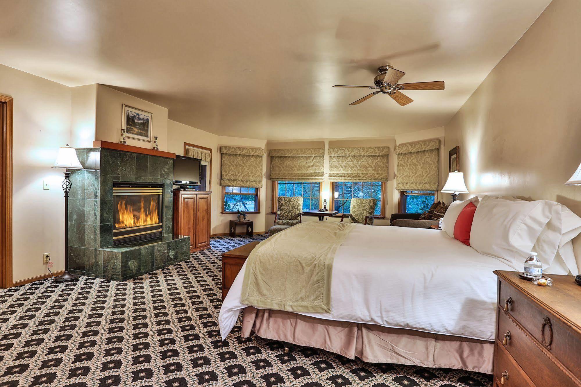 Alpenhorn Bed And Breakfast Big Bear Lake Buitenkant foto